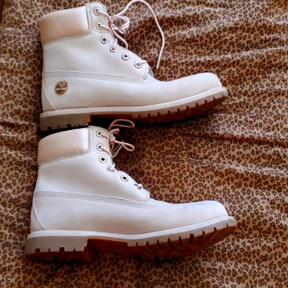 Timberland NUDE boots 9.5 Size
